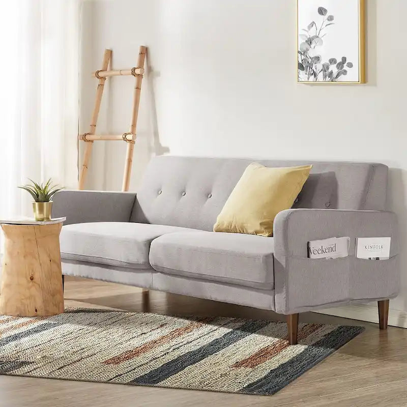 Canapé en lin touffeté moderne ADAIR avec poches accoudoirs par Crown Comfort