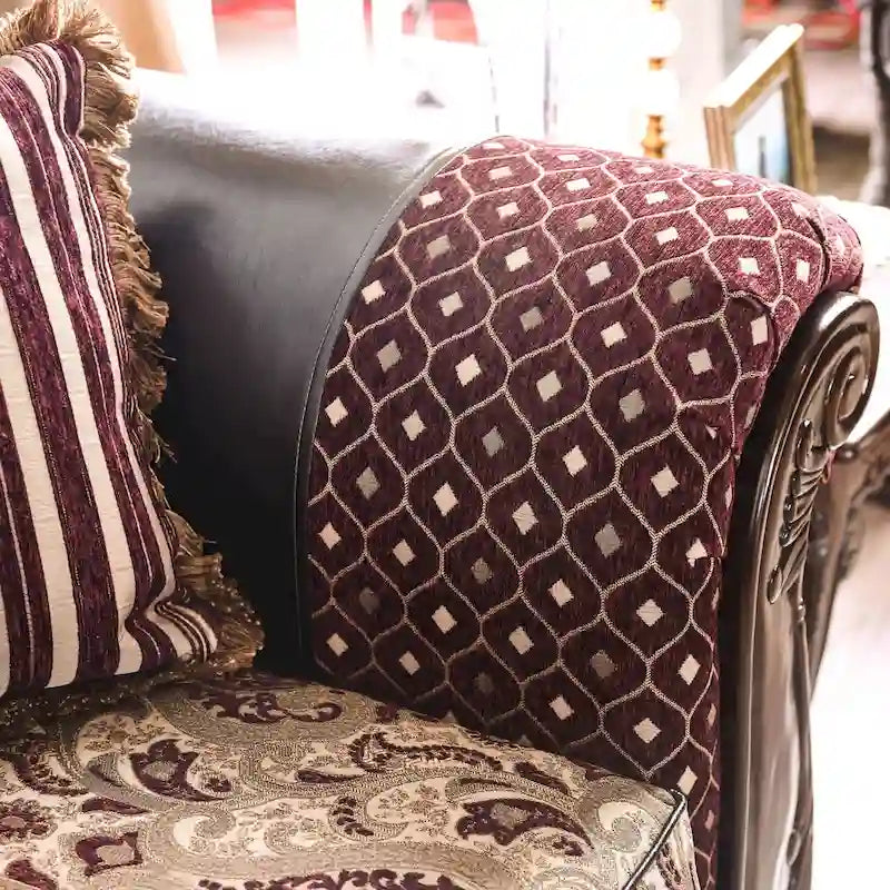 Canapé Rend traditionnel en similicuir avec accoudoirs roulés et capitonnage par Furniture of America