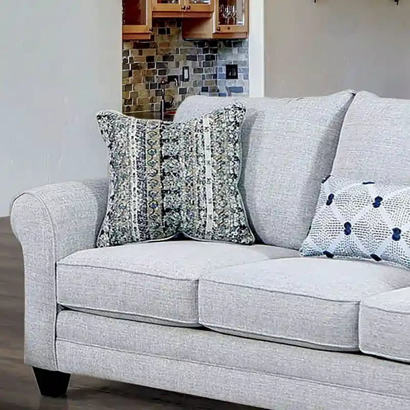 Canapé à accoudoirs roulés rembourré en tissu gris de transition Nolinas par Furniture of America